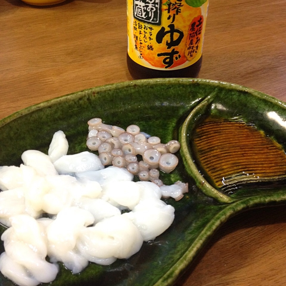 生タコの足と吸盤のお刺身 柚子ポン酢で レシピ 作り方 By 小みかん 楽天レシピ 生タコの足と吸盤のお刺身 柚子ポン酢で レシピ 作り方 By 小みかん 楽天レシピ